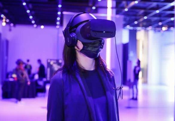 5G給VR提供低延遲體驗 “元宇宙”內(nèi)容將爆發(fā)？